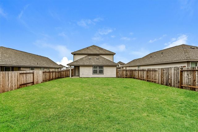 204 Blue Crane Street, Huntsville, TX 77320