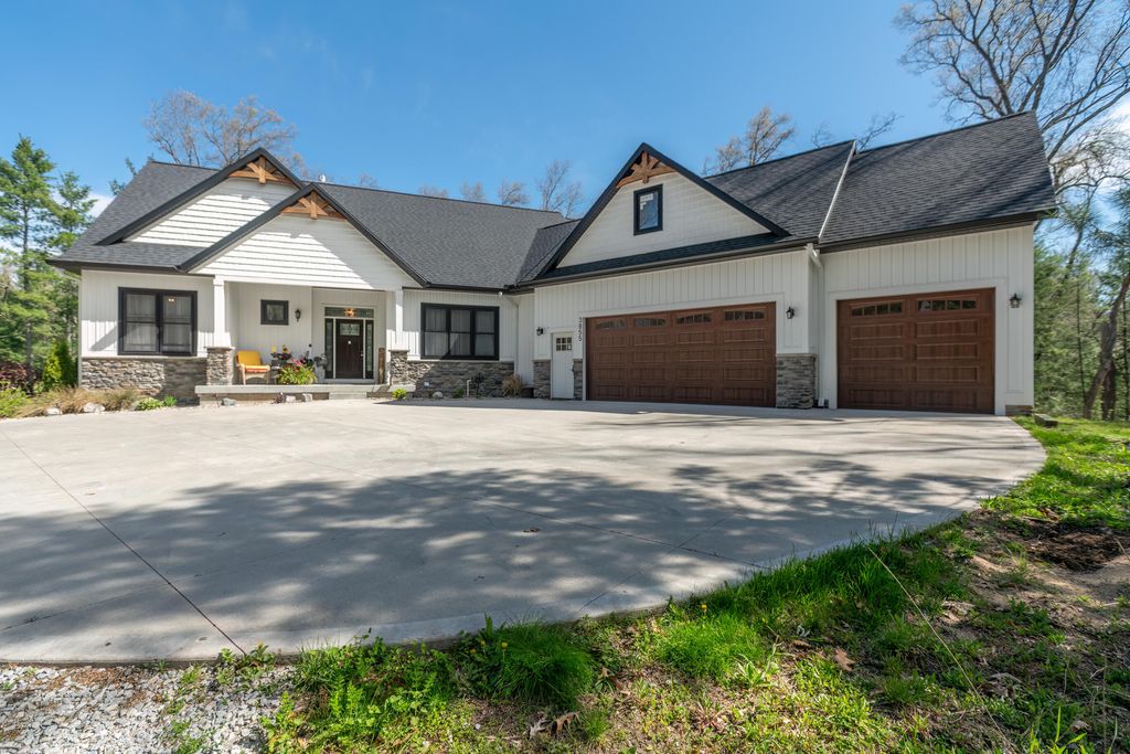 3855 Hampshire Hill Lane, Twin Lake, MI 49457