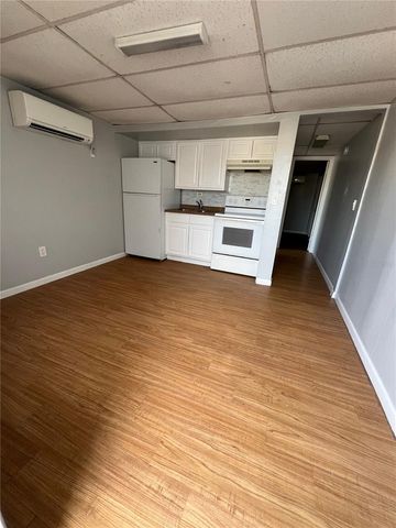 4505 67TH STREET W 7, Bradenton, FL 34210