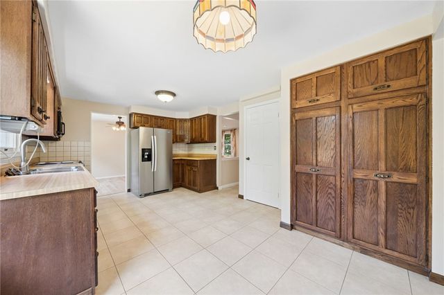 2104 Berkshire Drive, Monroeville, PA 15146