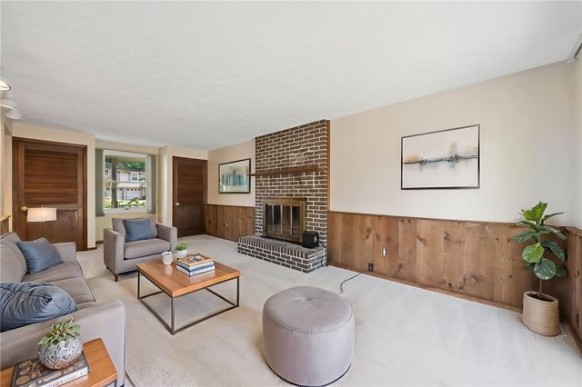 2104 Berkshire Drive, Monroeville, PA 15146