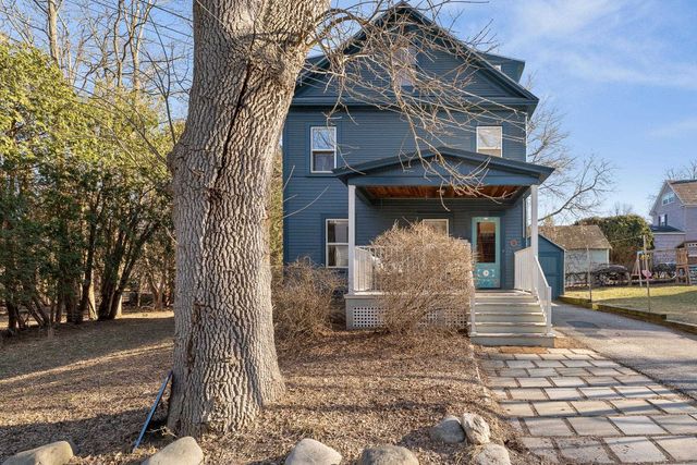 4 University Road, Burlington, VT 05401