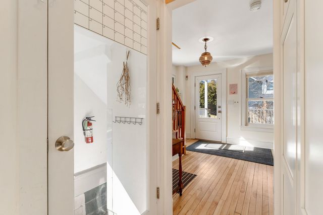4 University Road, Burlington, VT 05401