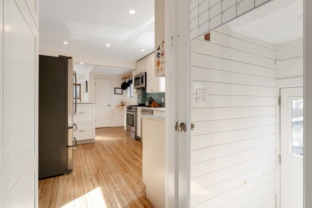 4 University Road, Burlington, VT 05401