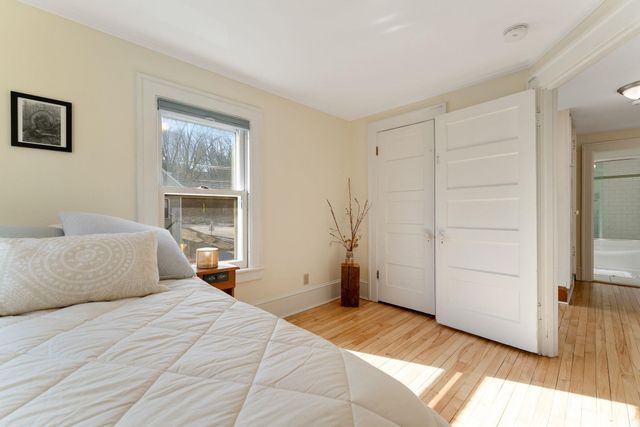 4 University Road, Burlington, VT 05401