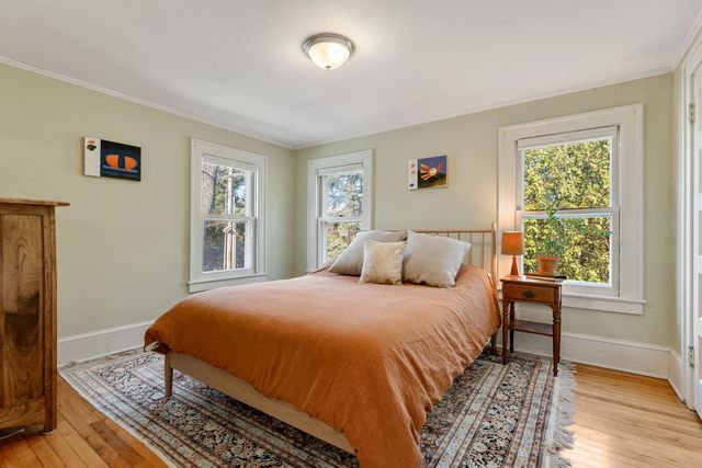 4 University Road, Burlington, VT 05401