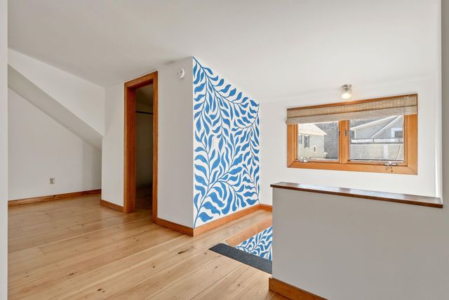 4 University Road, Burlington, VT 05401