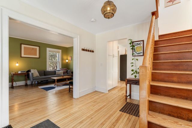 4 University Road, Burlington, VT 05401