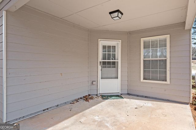 600 Longstreet Lane, Locust Grove, GA 30248