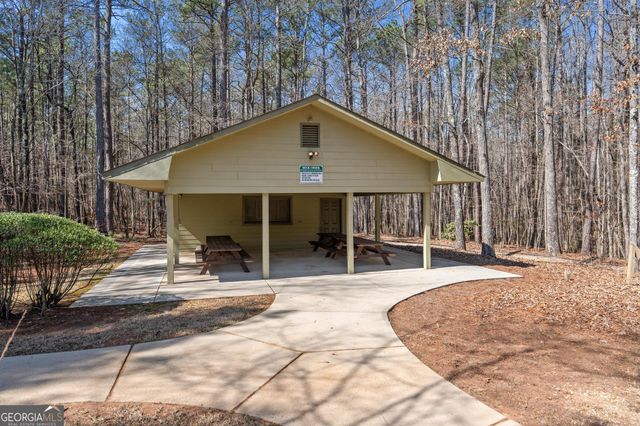 600 Longstreet Lane, Locust Grove, GA 30248