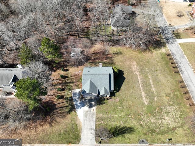 600 Longstreet Lane, Locust Grove, GA 30248