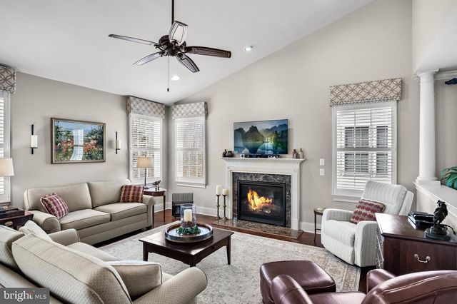 10 BRINKLOW CT, Medford, NJ 08055