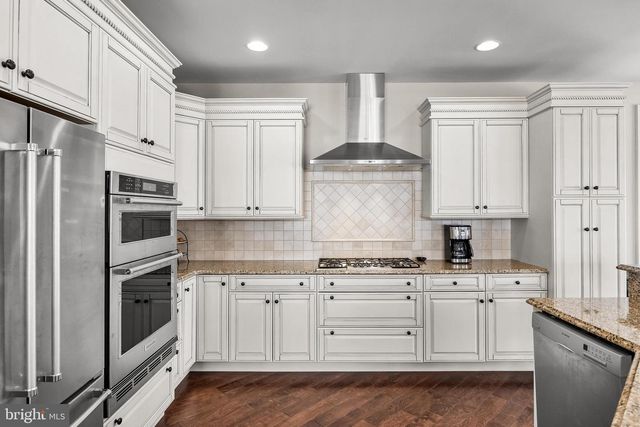 10 BRINKLOW CT, Medford, NJ 08055