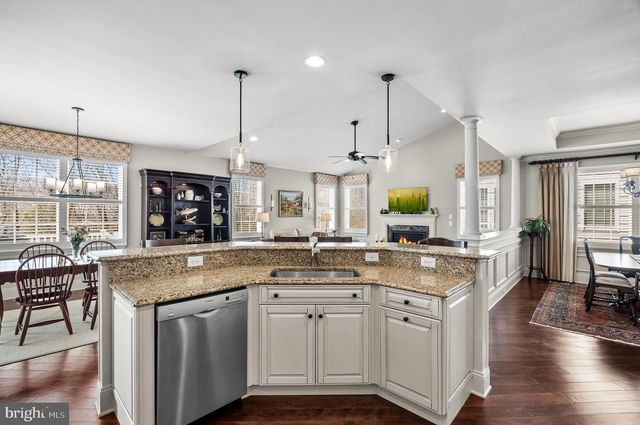 10 BRINKLOW CT, Medford, NJ 08055