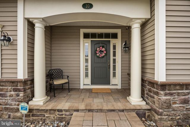 10 BRINKLOW CT, Medford, NJ 08055