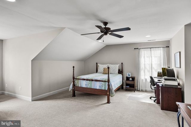 10 BRINKLOW CT, Medford, NJ 08055