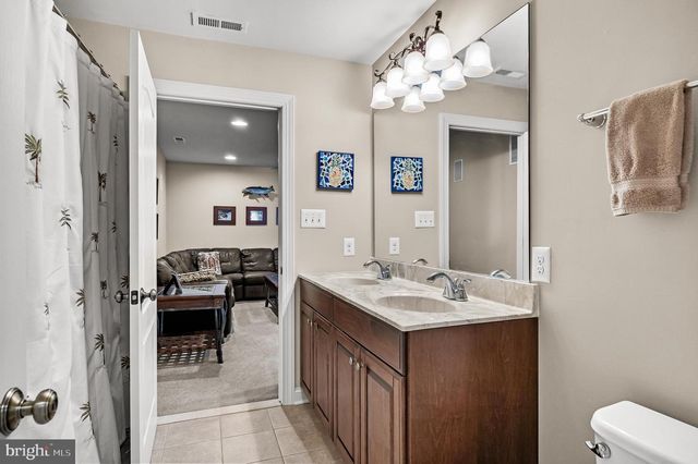 10 BRINKLOW CT, Medford, NJ 08055