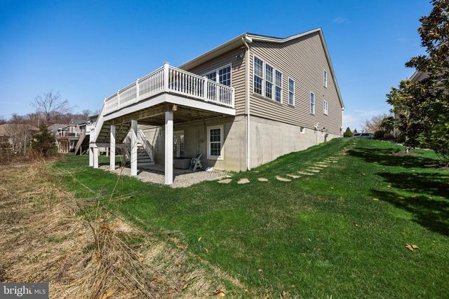 10 BRINKLOW CT, Medford, NJ 08055