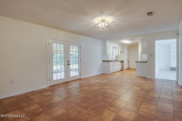 107 Deanna Street, Gulfport, MS 39503