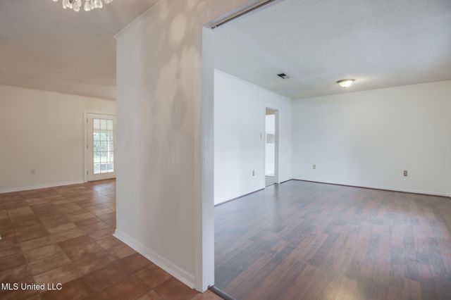 107 Deanna Street, Gulfport, MS 39503