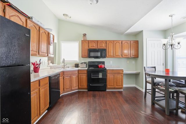 7039 Ira Court, Indianapolis, IN 46217