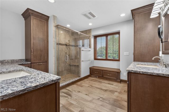 37811 Century Lane, Avon, OH 44011