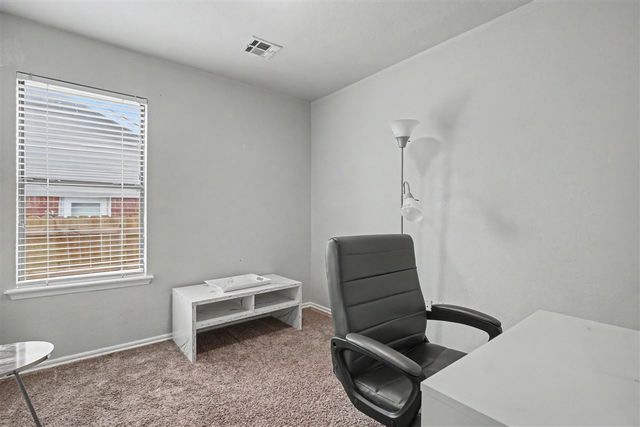 4829 SE Tattershall Way, Lawton, OK 73501
