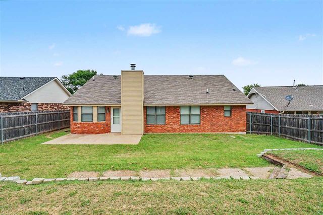 4829 SE Tattershall Way, Lawton, OK 73501