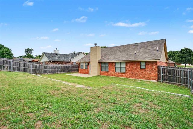 4829 SE Tattershall Way, Lawton, OK 73501