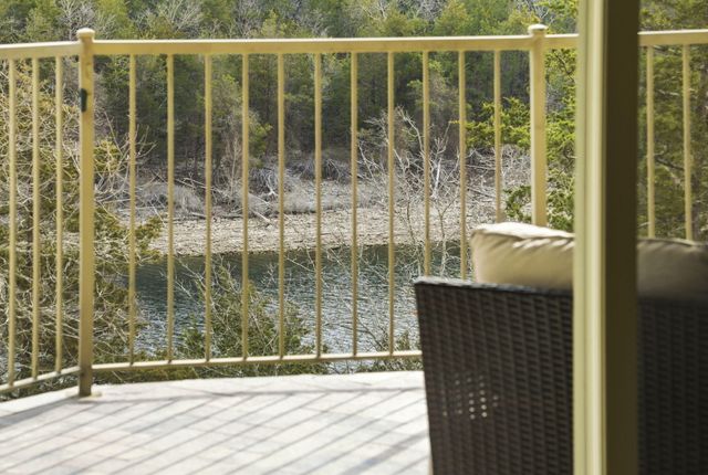 1404 Rocky Shore Terrace, Kimberling City, MO 65686