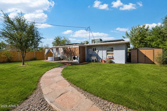 318 S TERRY Circle, Tempe, AZ 85281