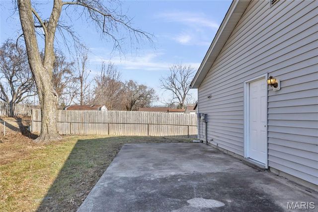 1703 Boardwalk Avenue, Florissant, MO 63031
