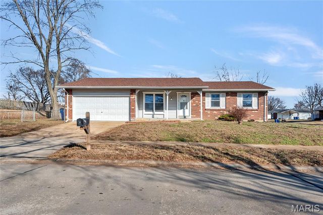 1703 Boardwalk Avenue, Florissant, MO 63031
