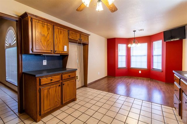 1101 Bronze Medal Road, Moore, OK 73160