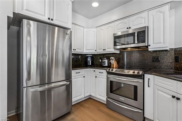 900 Sheffield ST, Hampton, VA 23666
