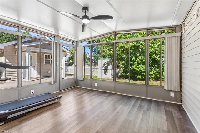 900 Sheffield ST, Hampton, VA 23666