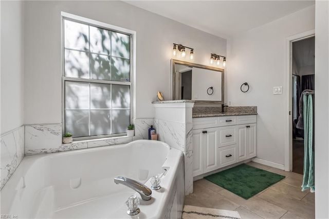 900 Sheffield ST, Hampton, VA 23666