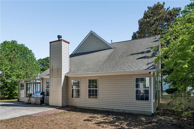 900 Sheffield ST, Hampton, VA 23666