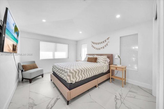 1356 Madison St, Hollywood, FL 33019