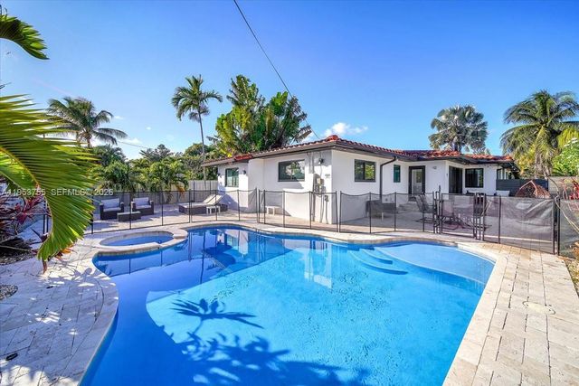 1356 Madison St, Hollywood, FL 33019