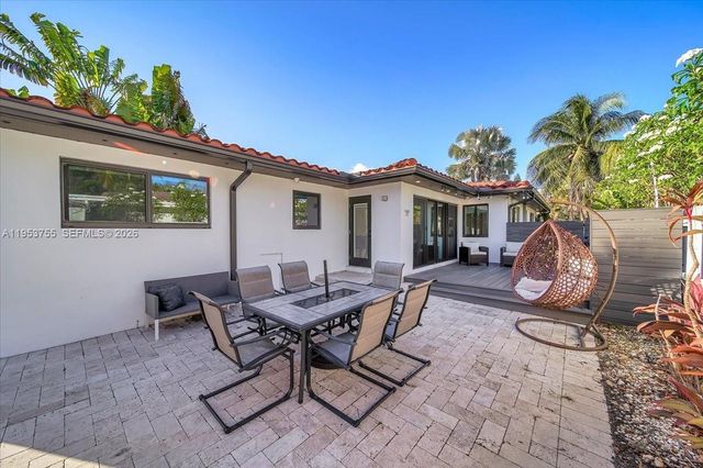 1356 Madison St, Hollywood, FL 33019