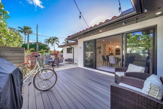 1356 Madison St, Hollywood, FL 33019