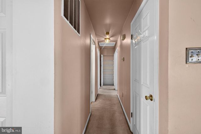 105 COLLIERY DR, Thurmont, MD 21788