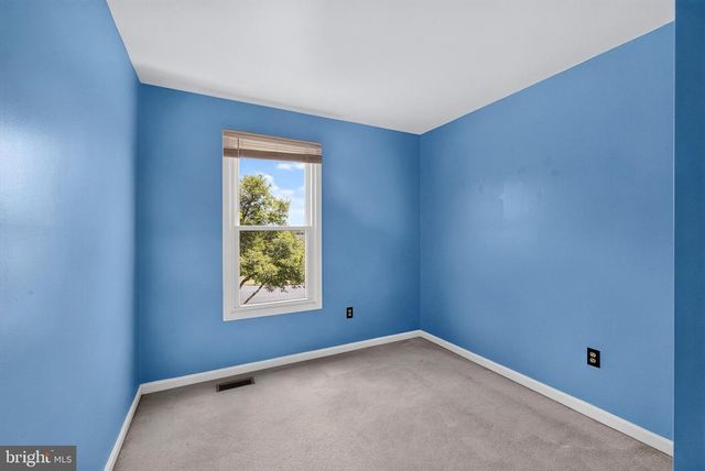 105 COLLIERY DR, Thurmont, MD 21788