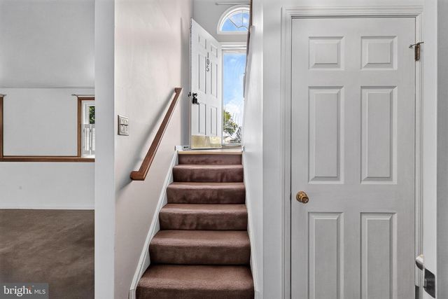 105 COLLIERY DR, Thurmont, MD 21788