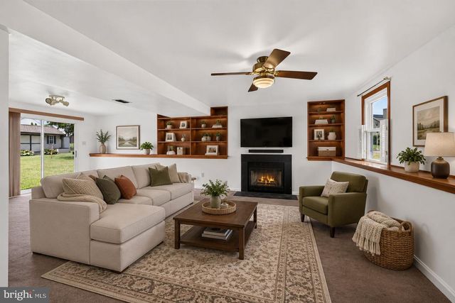 105 COLLIERY DR, Thurmont, MD 21788