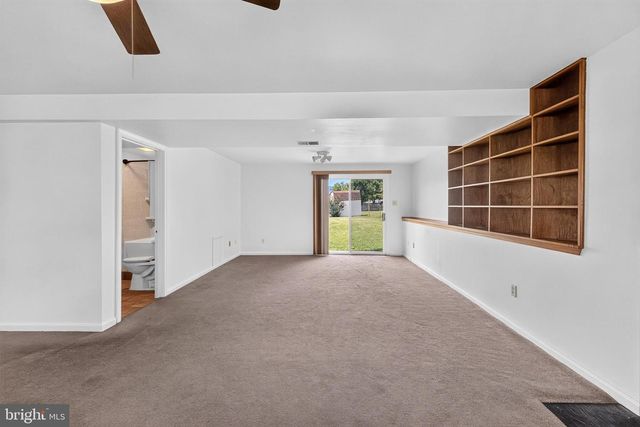105 COLLIERY DR, Thurmont, MD 21788