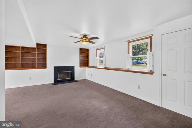 105 COLLIERY DR, Thurmont, MD 21788