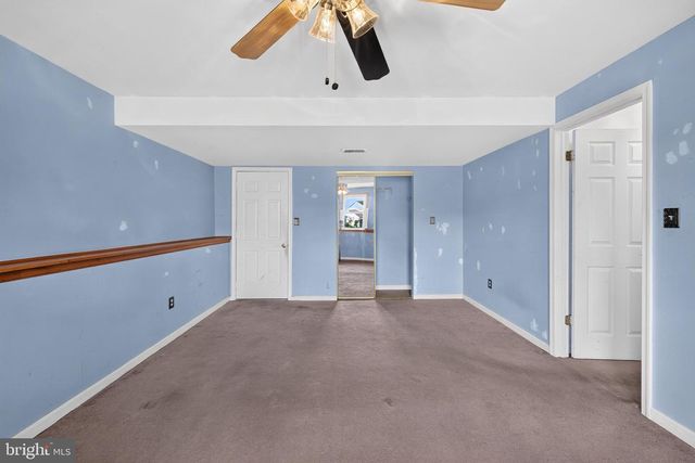 105 COLLIERY DR, Thurmont, MD 21788