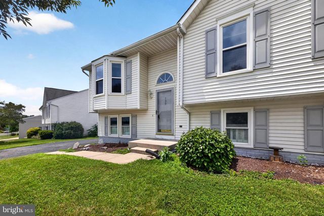 105 COLLIERY DR, Thurmont, MD 21788